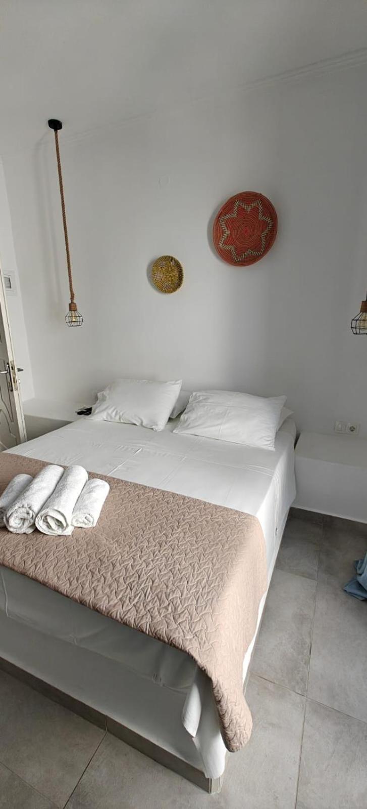 Joannes Vacation Rooms Adámas Eksteriør bilde