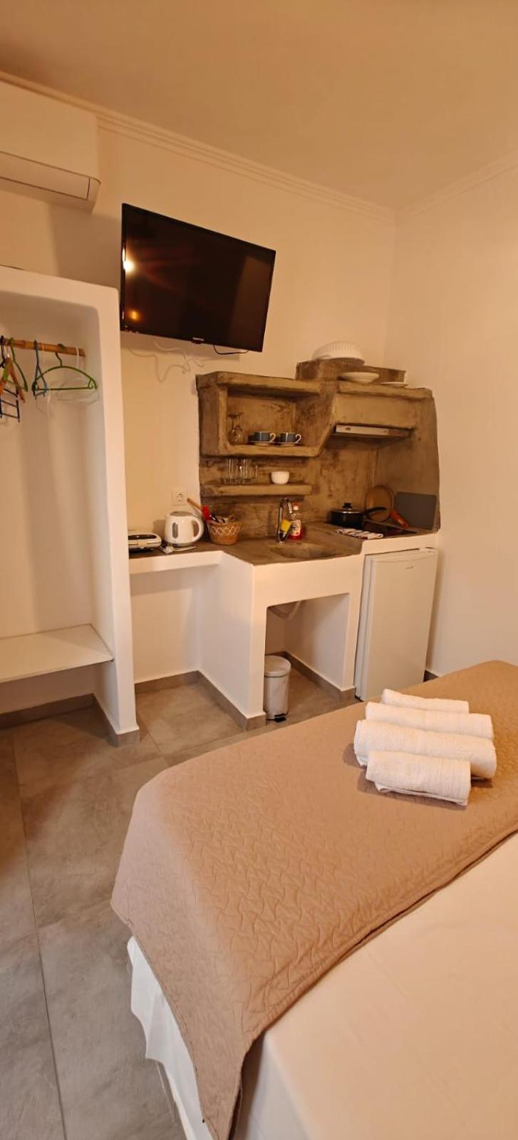 Joannes Vacation Rooms Adámas Eksteriør bilde