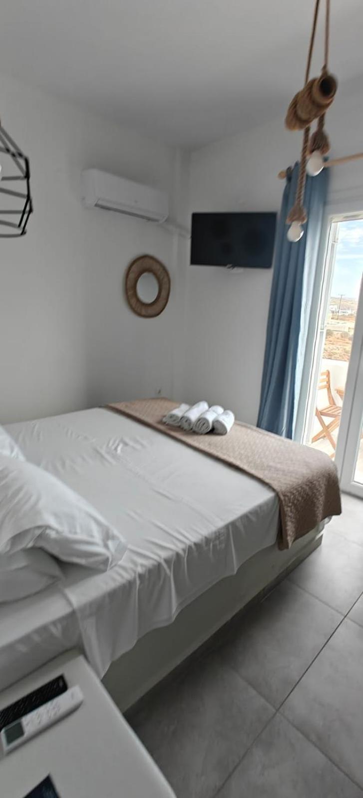 Joannes Vacation Rooms Adámas Eksteriør bilde