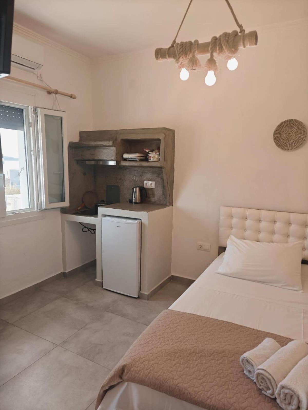 Joannes Vacation Rooms Adámas Eksteriør bilde